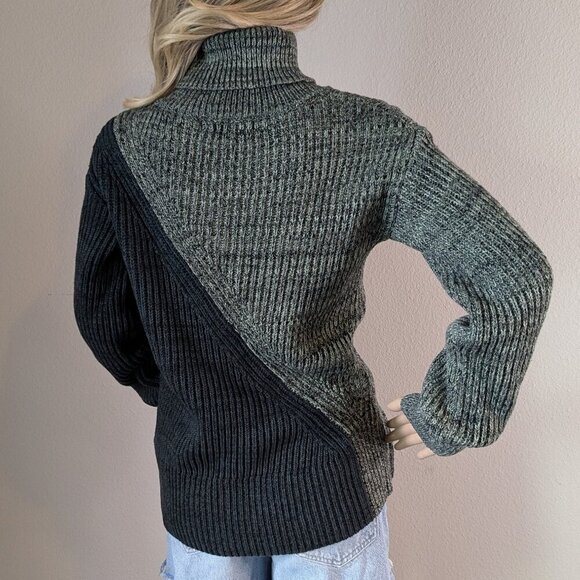 Derek Lam Collective Colorblock Turtleneck Sweater Size XS Knit Green/Black - Picture 3 of 16
